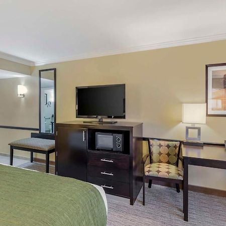 Best Western Canoga Park Motor Inn Los Angeles Exterior photo