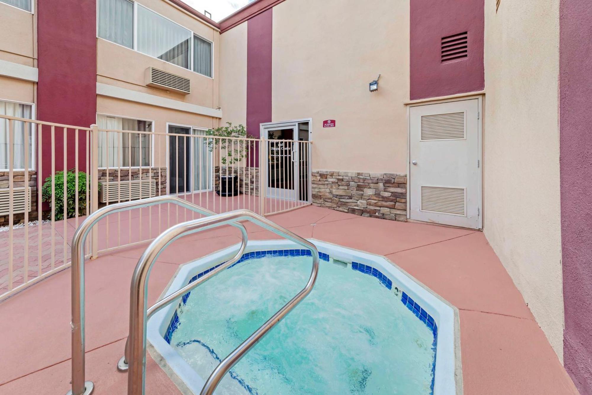 Best Western Canoga Park Motor Inn Los Angeles Exterior photo