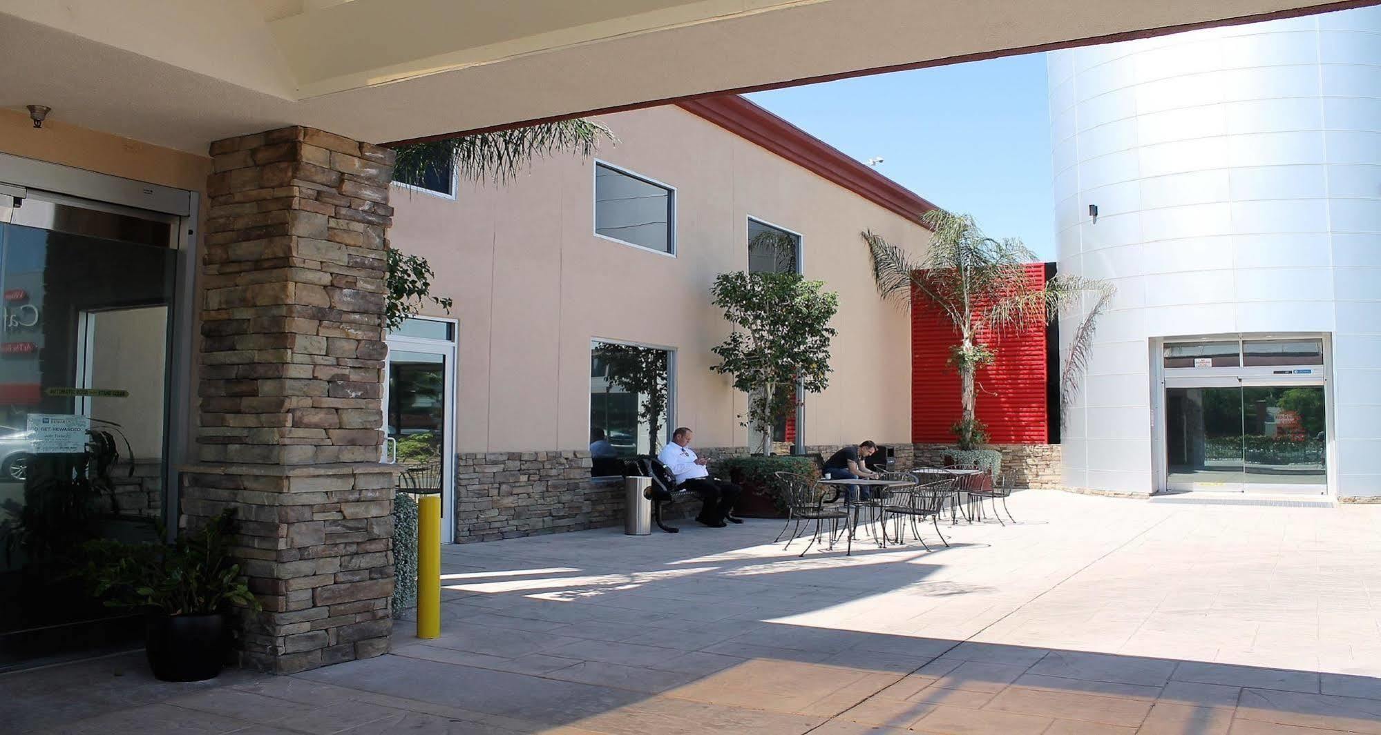 Best Western Canoga Park Motor Inn Los Angeles Exterior photo